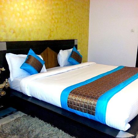 Hotel Ananda Delhi (National Capital Territory of India) Exterior foto